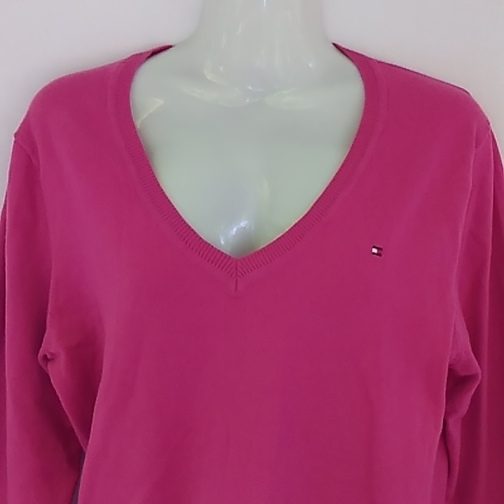 TH Pima Cotton Blend Fuschia V Neck Women's Sweater Size L EUC - Picture 2 of 15